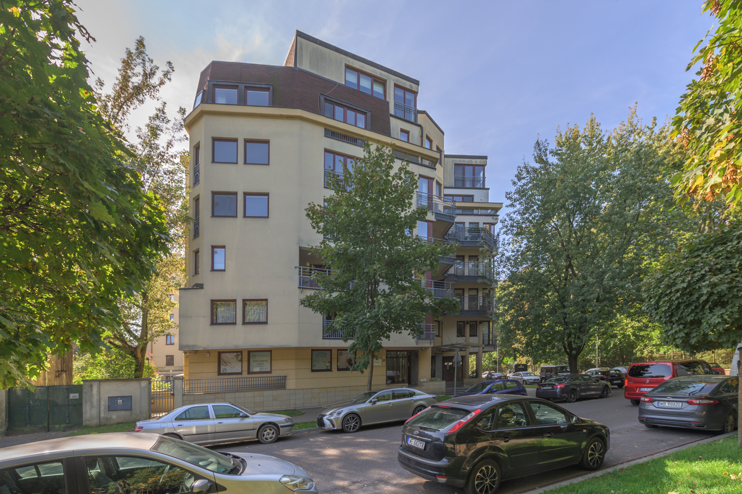 Zdjęcie architektury budynku Budynek mieszkalno-usługowy